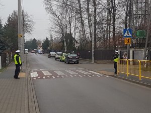 policyjne działania w rejonie szkół